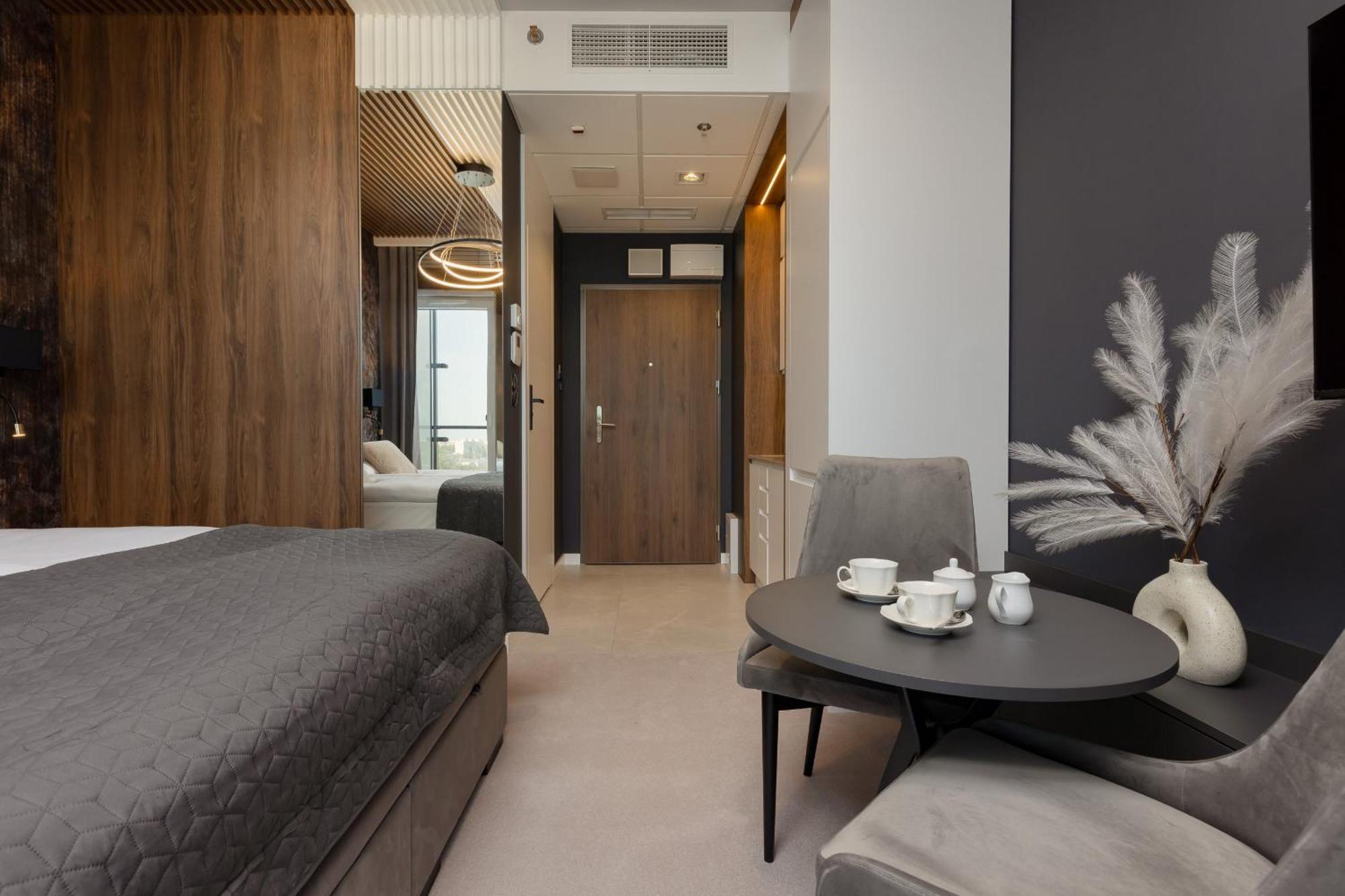 Exceptional Business Apartments By Noclegi Renters Warschau Buitenkant foto